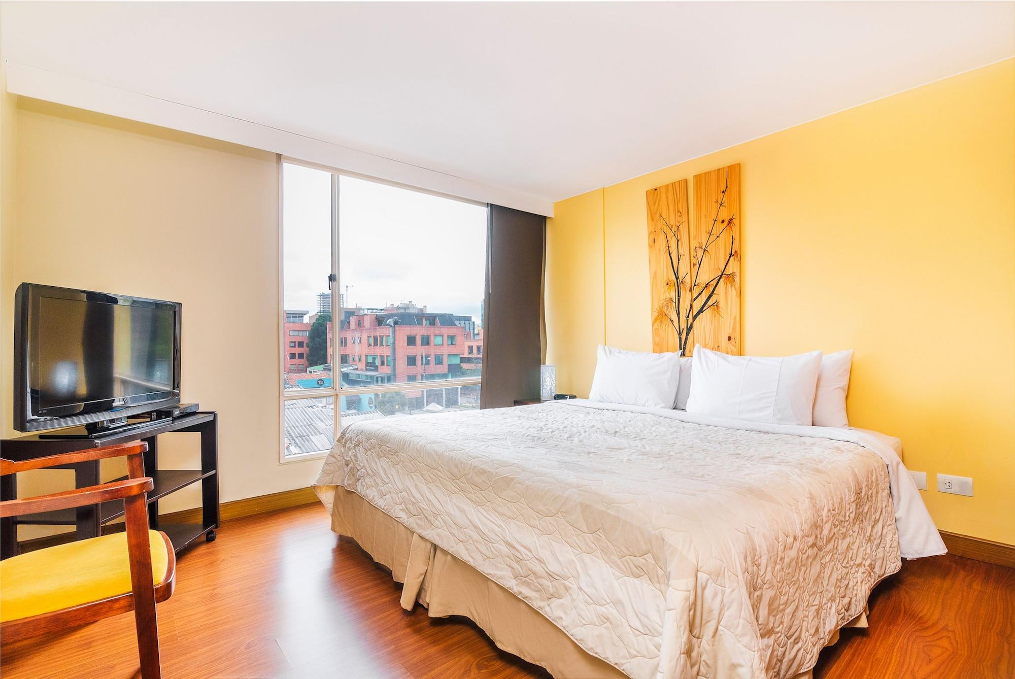 Lloyds Apartasuites Parque 93 ボゴタ エクステリア 写真