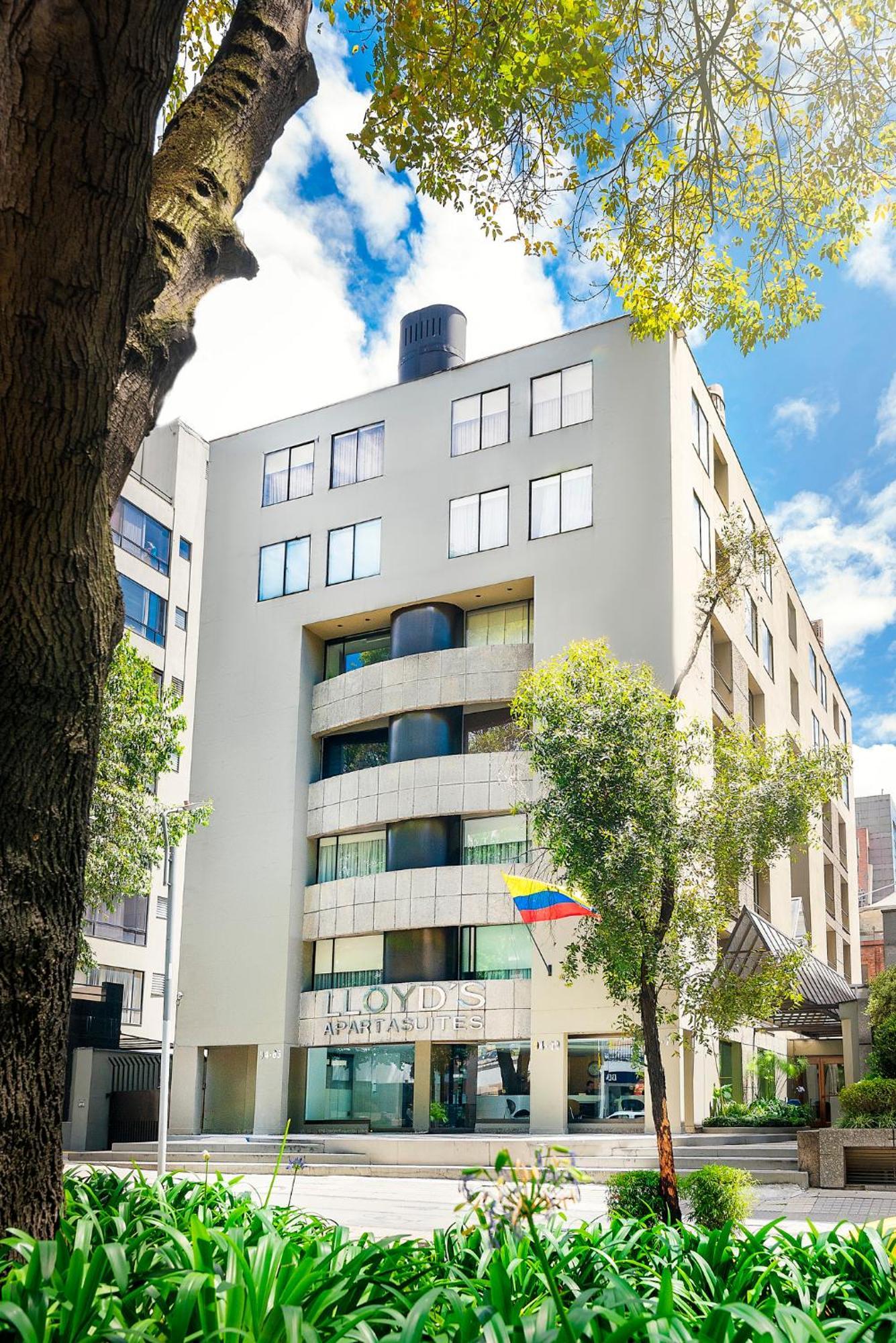 Lloyds Apartasuites Parque 93 ボゴタ エクステリア 写真