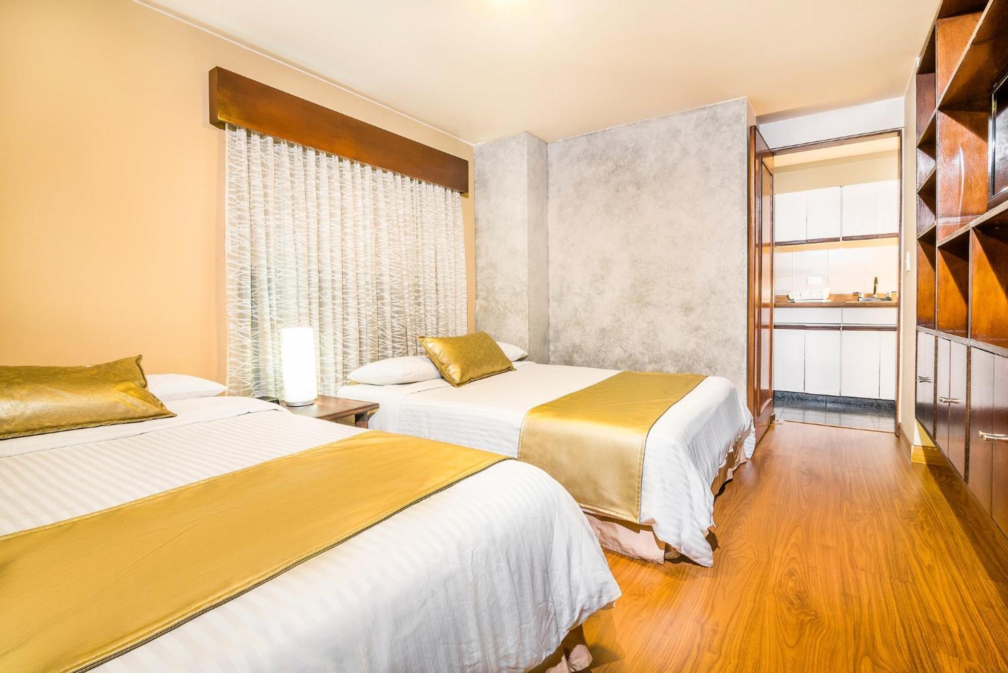 Lloyds Apartasuites Parque 93 ボゴタ エクステリア 写真